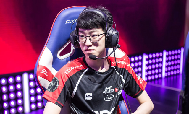 爱游戏-Scout连续三场比赛得分超过连败，TL挑战极限！的简单介绍