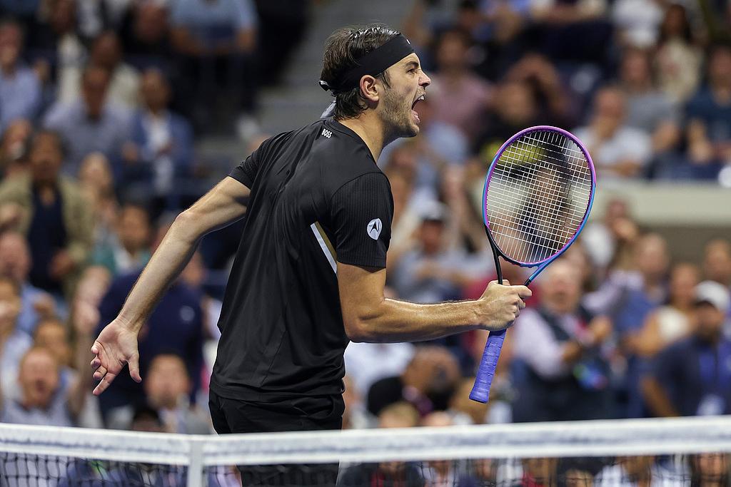 AYX-德约科维奇遭遇十二连败，快船教练面临压力！的简单介绍